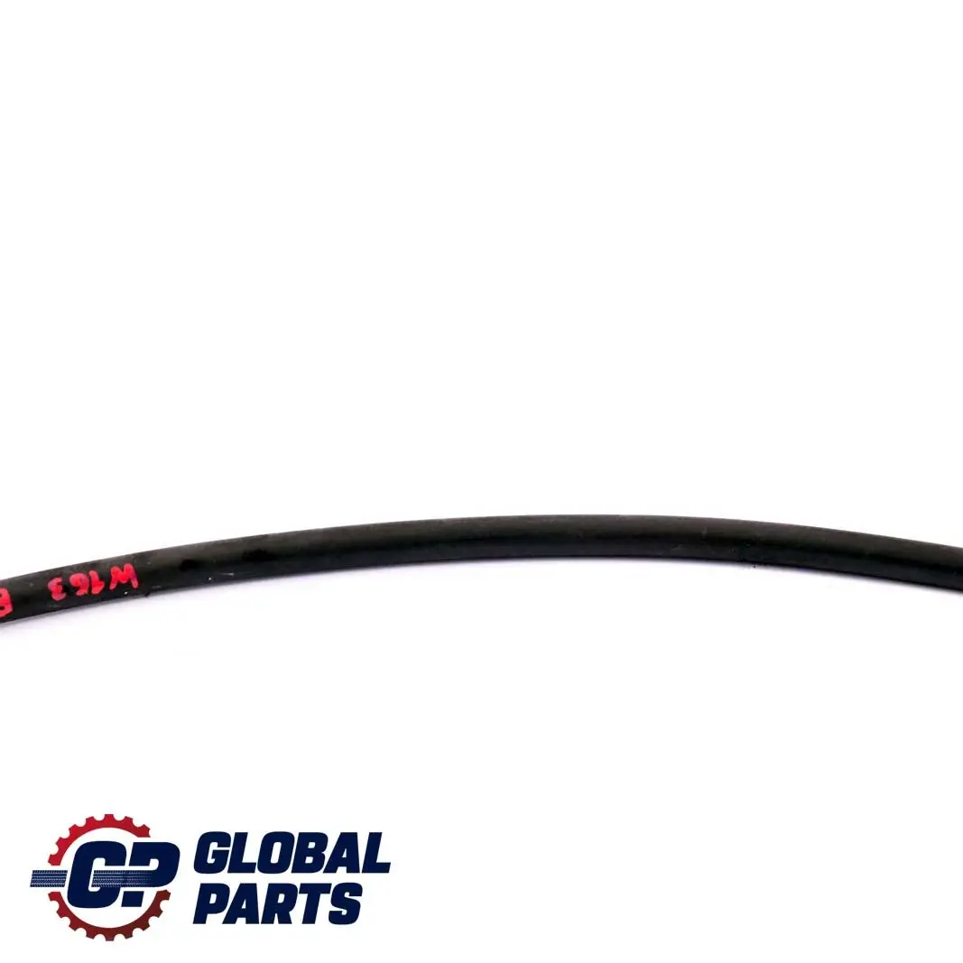 Refrigeración motor Tubo respiradero refrigerante Manguera para Mercedes M ML W163 con número de pieza A1635010284 Mercedes M ML W163 Refrigeración motor Tubo respiradero refrigerante Manguera - SKU A1635010284 - Número de pieza A1635010284