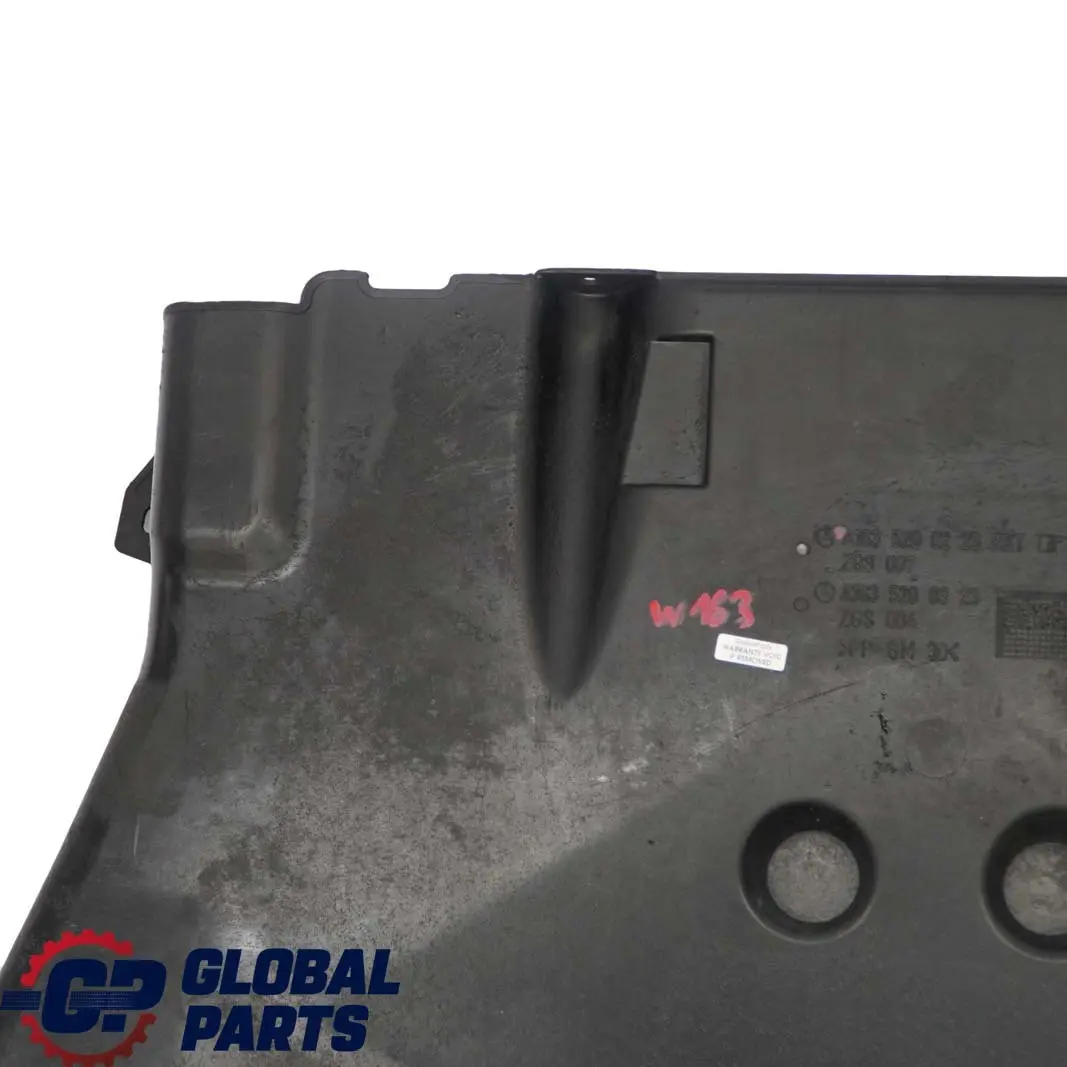 Mercedes-Benz M W163 ML 270 400 CDI Automatikgetriebe Unterbodenschutz Panel für mit Teilenummer A1635200223 Mercedes-Benz M W163 ML 270 400 CDI Automatikgetriebe Unterbodenschutz Panel - SKU A1635200223 - Teilenummer A1635200223