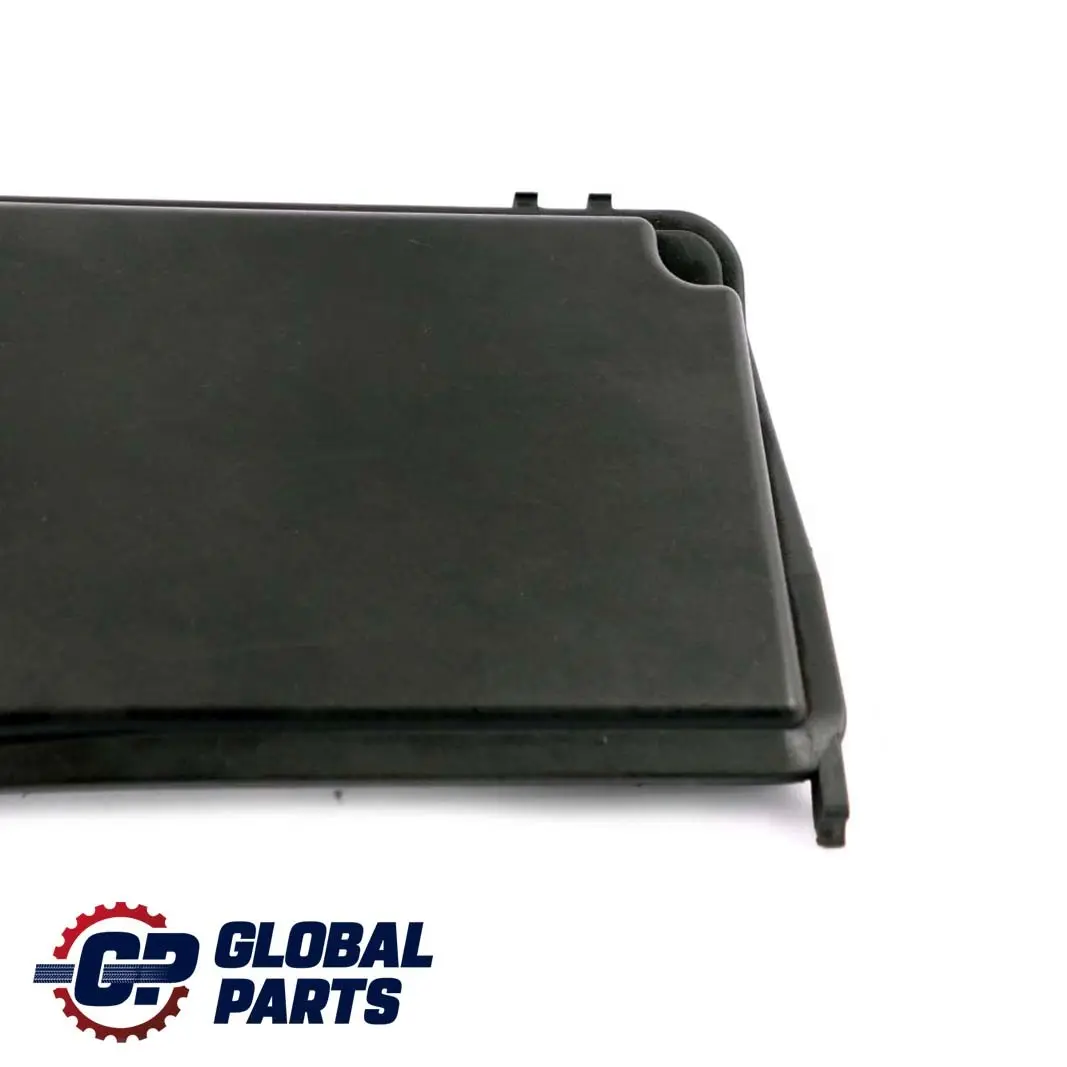  Mercedes-Benz Classe ML W163 Boite a Fusibles Cache/Capot - SKU A1635400182 - Numéro de pièce A1635400182