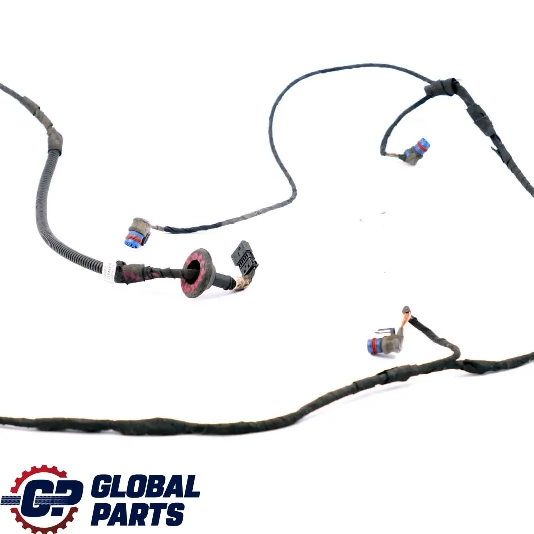 Mercedes-Benz M ML W163 Rear Bumper Parktronic Wiring Loom Harness to with Part number A1635402209 Mercedes-Benz M ML W163 Rear Bumper Parktronic Wiring Loom Harness - SKU A1635402209 - Part number A1635402209