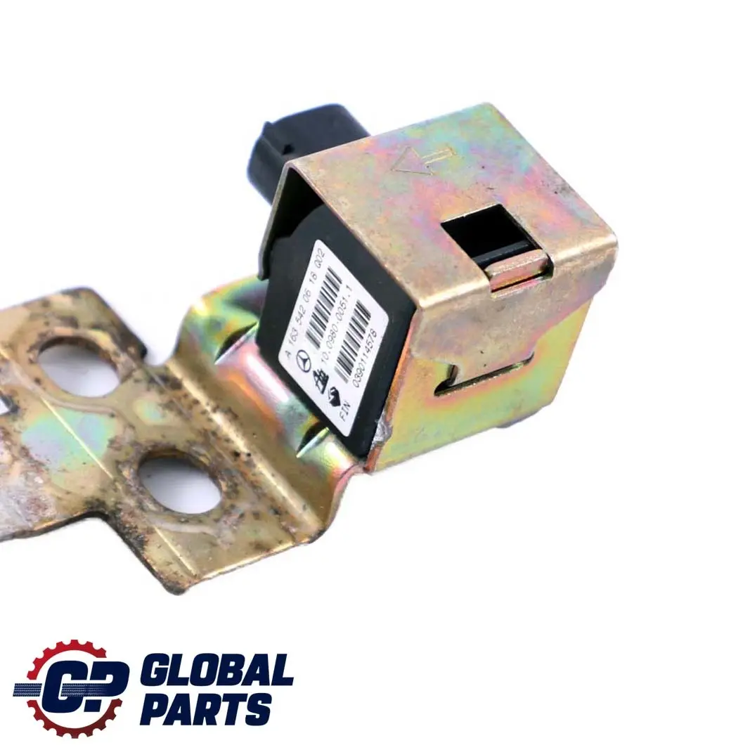 Mercedes-Benz C CLK W203 W208 Querbeschleunigung Sensor Geber für mit Teilenummer A1635420618 Mercedes-Benz C CLK W203 W208 Querbeschleunigung Sensor Geber - SKU A1635420618 - Teilenummer A1635420618