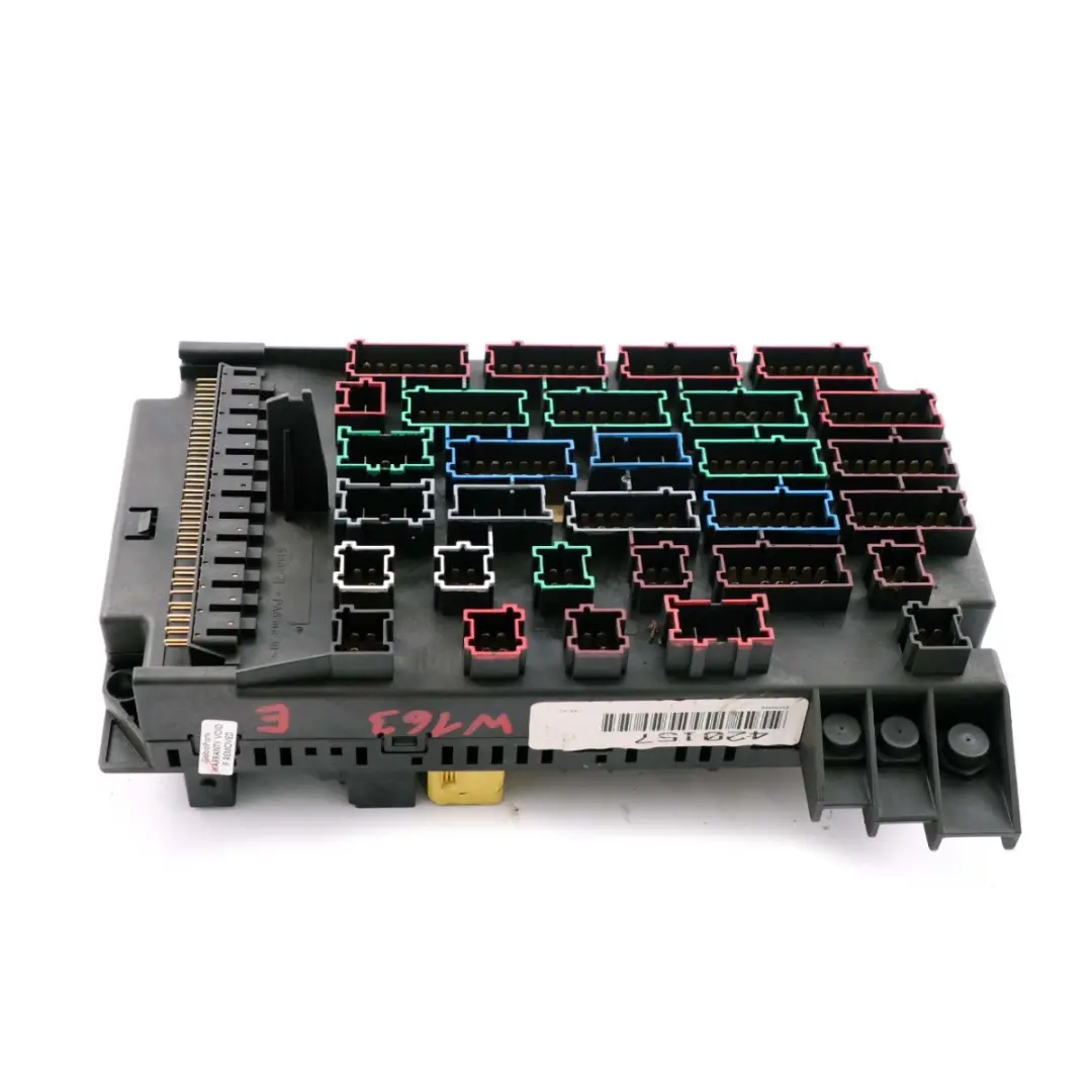 Boîtier Fusibles Module Commande Confort Unité CMM pour Mercedes W163 à propos du numéro de pièce A1635450205 Mercedes W163 Boîtier Fusibles Module Commande Confort Unité CMM - SKU A1635450205 - Numéro de pièce A1635450205