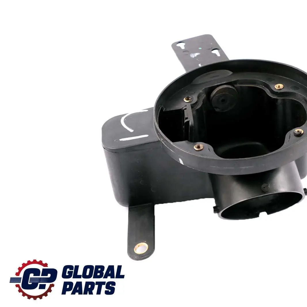Soporte Cuello de Llenado del Deposito Combustible para Mercedes W163 con número de pieza A1636300567 Mercedes W163 Soporte Cuello de Llenado del Deposito Combustible - SKU A1636300567 - Número de pieza A1636300567