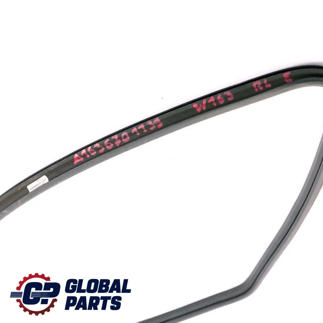  Mercedes-benz M ML W163 Posteriore Sinistra Ventola Finestra Telaio-Guarnizione - SKU A1636701139 - Numero di parte A1636701139