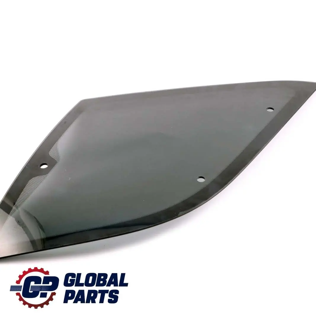 Ventana lateral trasera derecha Cristal tintado negro AS3 para Mercedes W163 con número de pieza A1636702450 Mercedes W163 Ventana lateral trasera derecha Cristal tintado negro AS3 - SKU A1636702450 - Número de pieza A1636702450