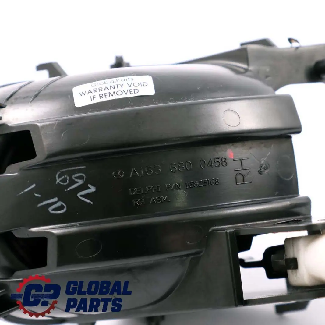 Lado Derecho Portavasos Gris para Mercedes ML W163 con número de pieza A1636800458 Mercedes ML W163 Lado Derecho Portavasos Gris - SKU A1636800458 - Número de pieza A1636800458