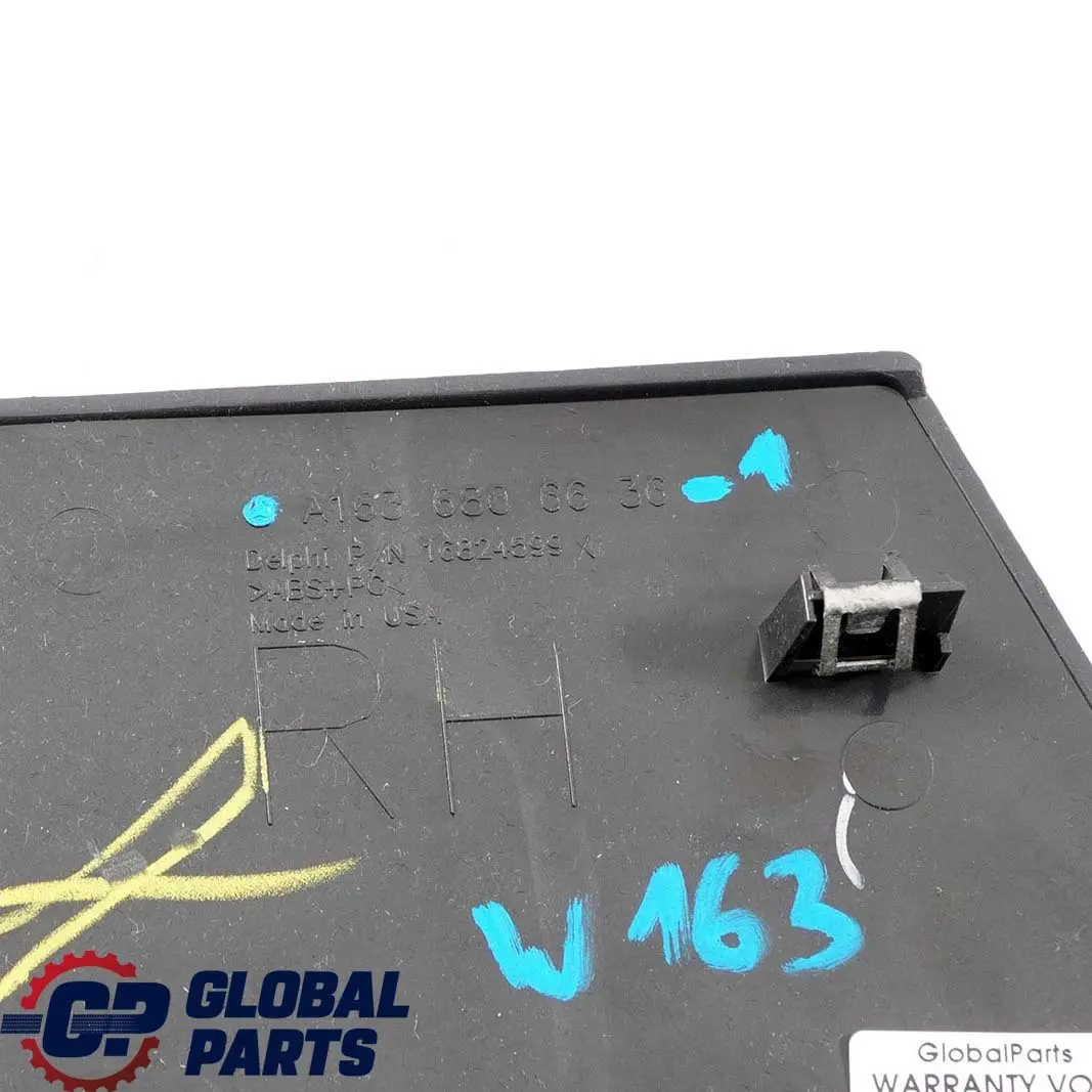 anteriore destro O/S cruscotto copertura pannello Trim per Mercedes W163 con numero di parte A1636806636 Mercedes W163 anteriore destro O/S cruscotto copertura pannello Trim - SKU A1636806636-1 - Numero di parte A1636806636