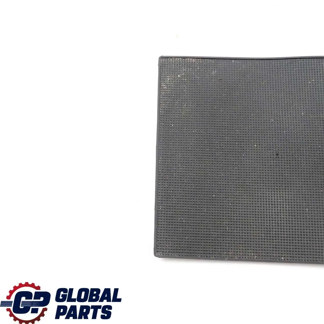 Mercedes W163 Console Centrale Inserto Tappetino Gomma Portaoggetti - SKU A1636830294 - Numero di parte A1636830294