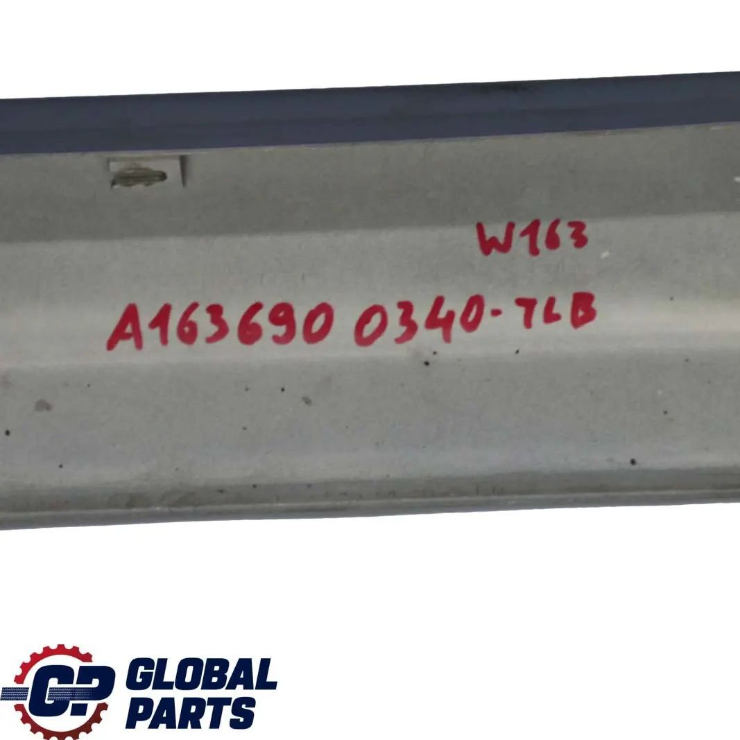 Mercedes W163 Faldon lateral del umbral De La puerta Izquierda Teallite Azul 353 - SKU A1636900340-TLB - Número de pieza A1636900340