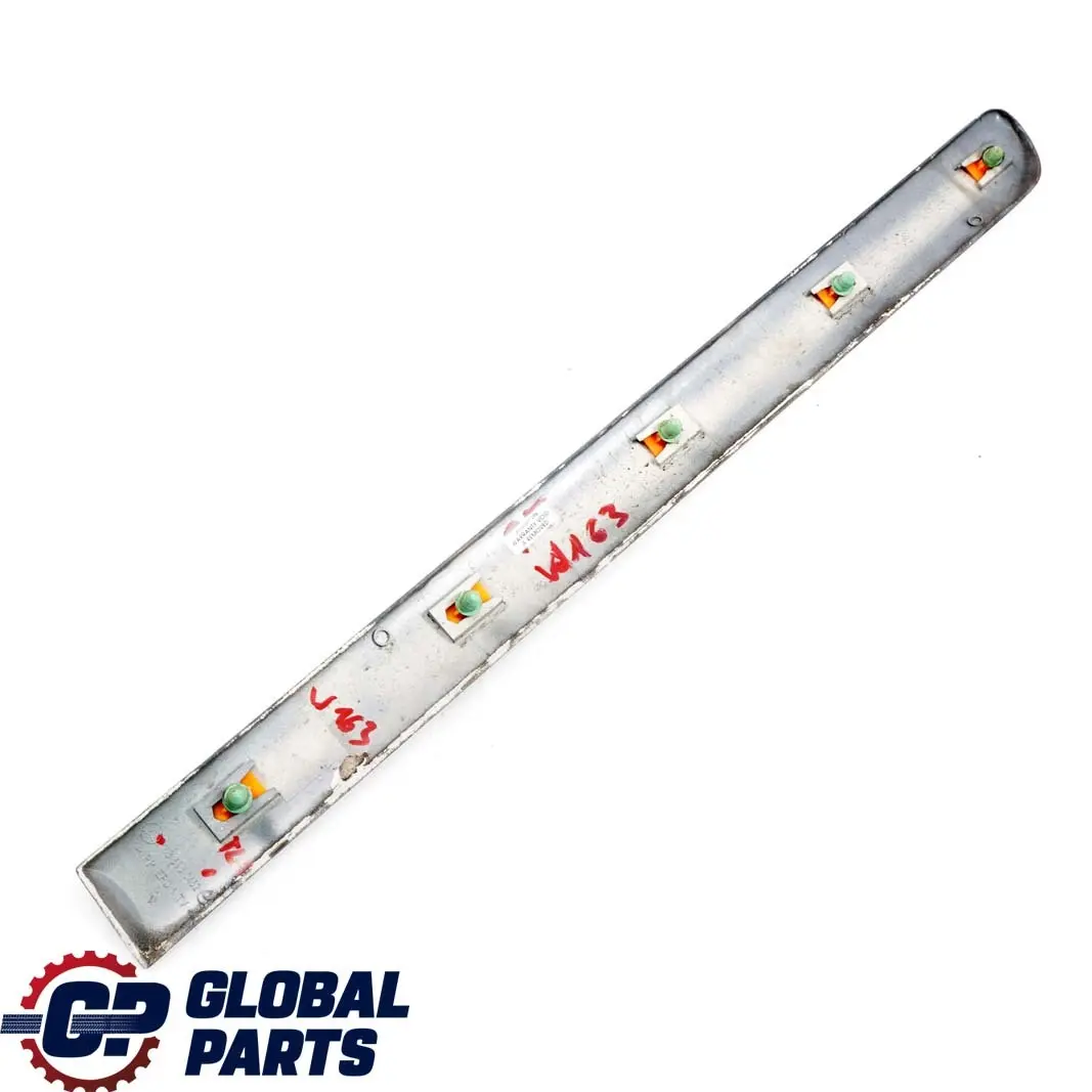  Mercedes-Benz W163 Rear Right Door Trim Strip Moulding Teallite Blue 353 - SKU A1636900462-TLB - Número de pieza A1636900462