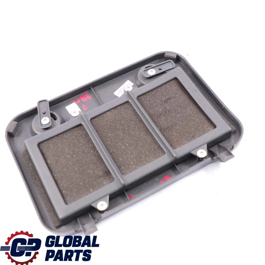 Tapa Del Compartimento Trasero Del Maletero Izquierda para Mercedes W163 con número de pieza A1636900627 Mercedes W163 Tapa Del Compartimento Trasero Del Maletero Izquierda - SKU A1636900627-1 - Número de pieza A1636900627