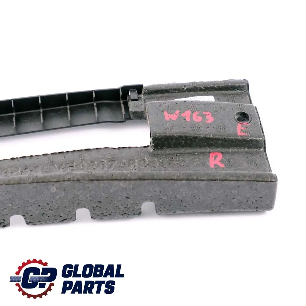 Delantero Derecho Soporte Cinturon De Seguridad Espuma para Mercedes W163 con número de pieza A1636900814 Mercedes W163 Delantero Derecho Soporte Cinturon De Seguridad Espuma - SKU A1636900814 - Número de pieza A1636900814