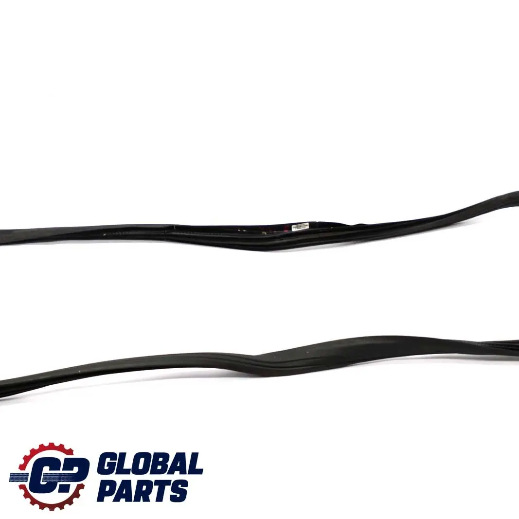 Mercedes Classe M ML W163 Guarnizione Porta Posteriore Weatherstrip - SKU A1636901398 - Numero di parte A1636901398