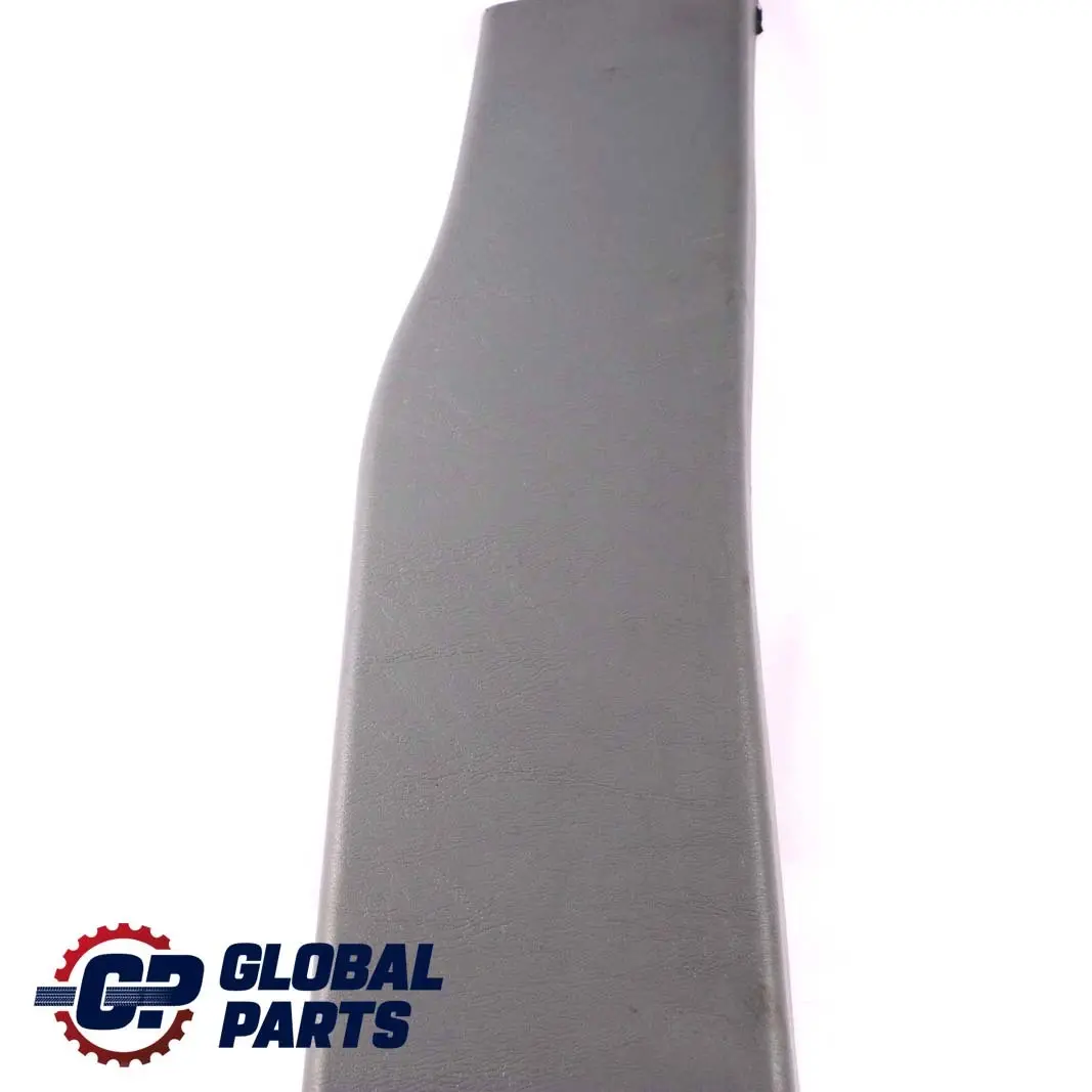 Osłona Słupka B Prawa Szara do Mercedes ML W163 o numerze A1636904825 Mercedes ML W163 Osłona Słupka B Prawa Szara - SKU A1636904825 - Numer Części A1636904825