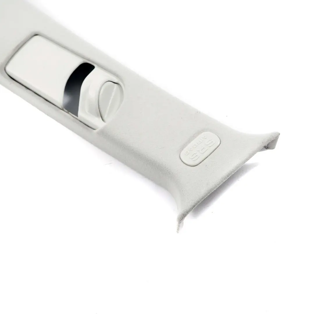 Sinistra N/S Coperchio superiore montante B Grigio per Mercedes M W163 con numero di parte A1636906125 Mercedes M W163 Sinistra N/S Coperchio superiore montante B Grigio - SKU A1636906125 - Numero di parte A1636906125