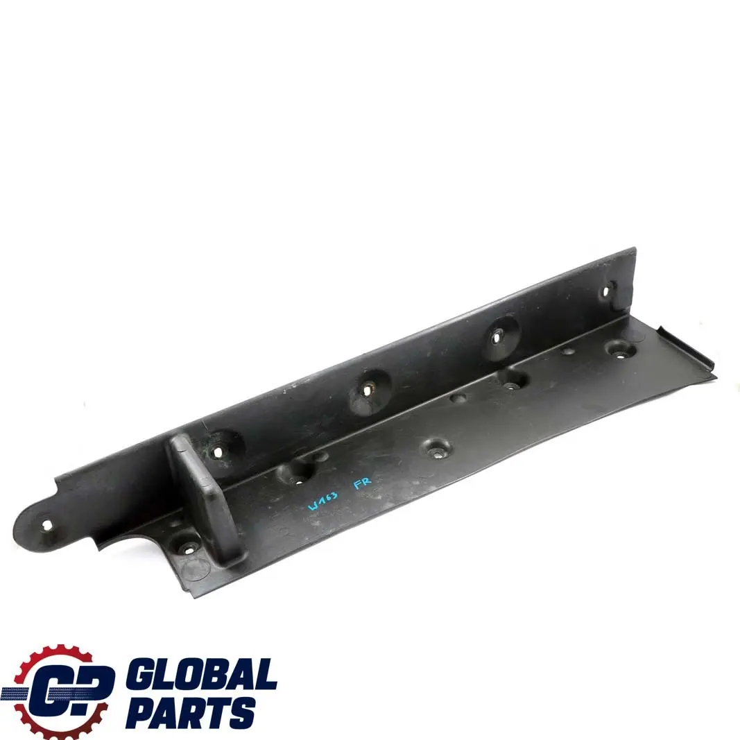 Delantero Derecho Skid Plate Panel De Proteccion para Mercedes M ML W163 con número de pieza A1636980254 Mercedes M ML W163 Delantero Derecho Skid Plate Panel De Proteccion - SKU A1636980254 - Número de pieza A1636980254