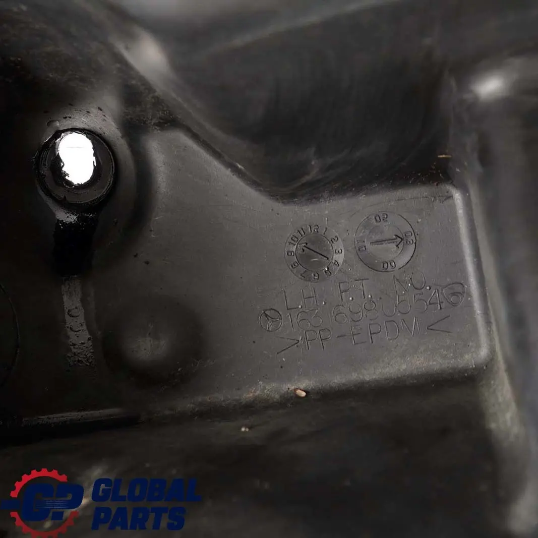 Mercedes-Benz M-Klasse ML W163 Hinten Links Unterbodenschutz für mit Teilenummer A1636980554 Mercedes-Benz M-Klasse ML W163 Hinten Links Unterbodenschutz - SKU A1636980554 - Teilenummer A1636980554