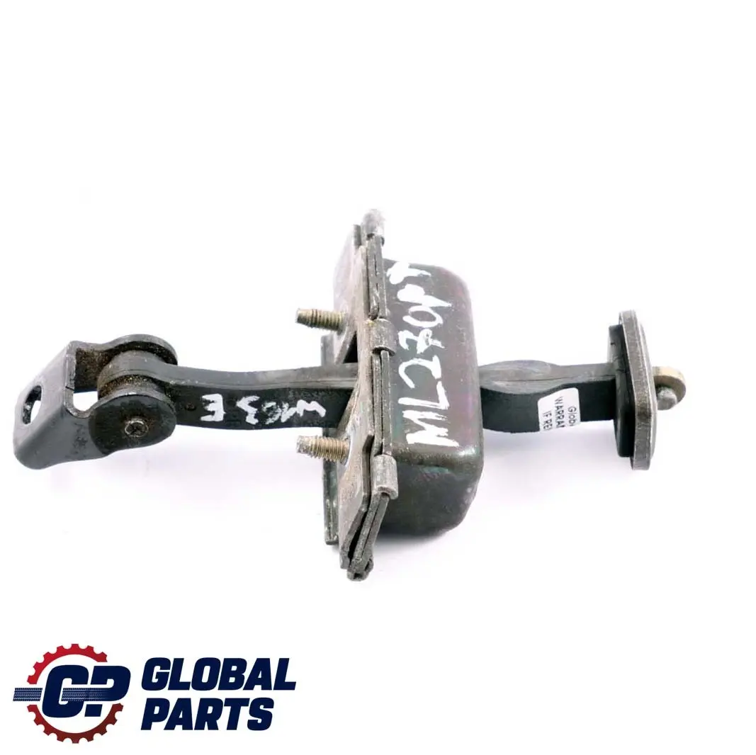 Mercedes-Benz Classe M ML W163 Porta a Quadri Cinghia Stopper Dietro per con numero di parte A1637300116 Mercedes-Benz Classe M ML W163 Porta a Quadri Cinghia Stopper Dietro - SKU A1637300116 - Numero di parte A1637300116