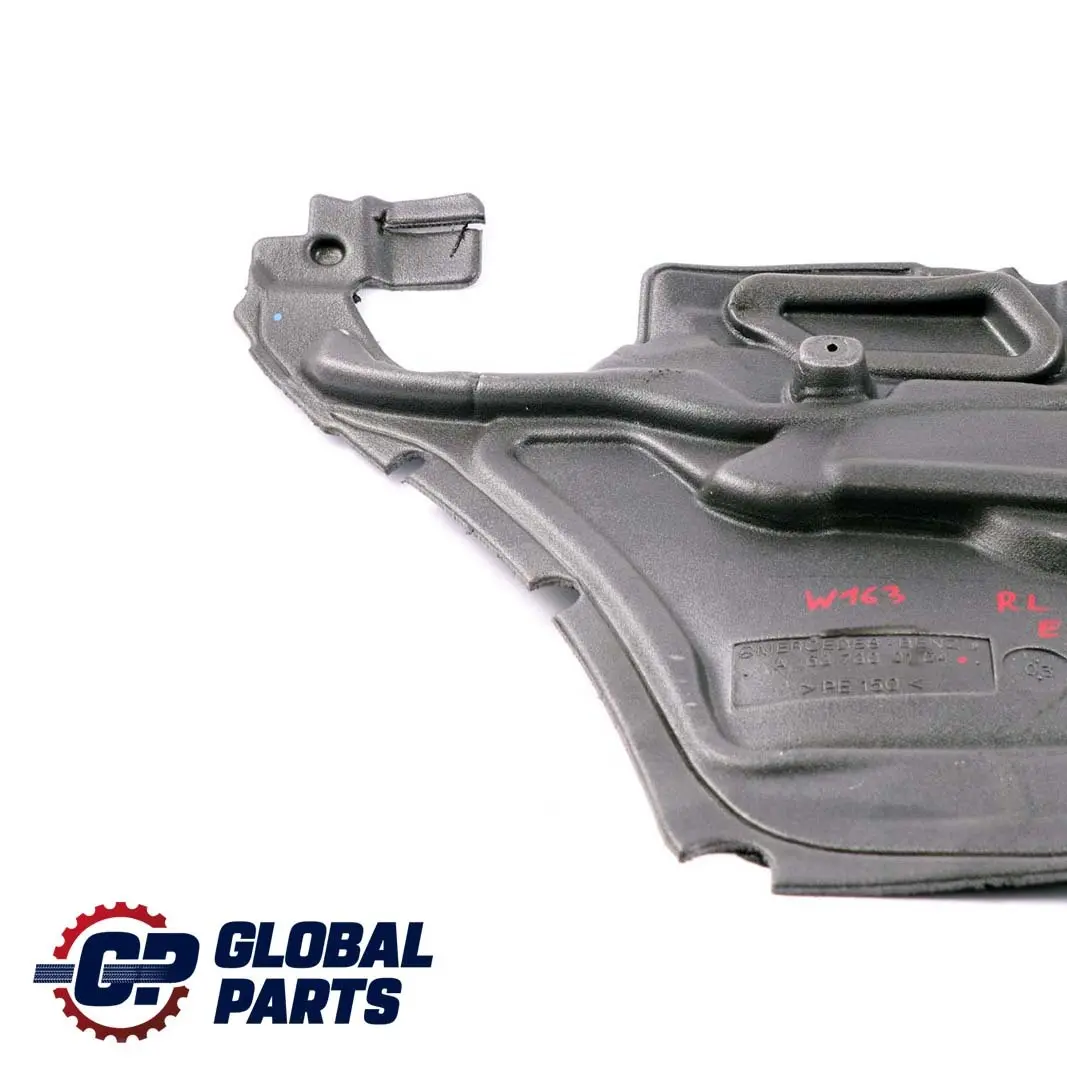 Mercedes M W163 Puerta Trasera Izquierda Aislante Deflector De Agua - SKU A1637300154 - Número de pieza A1637300154