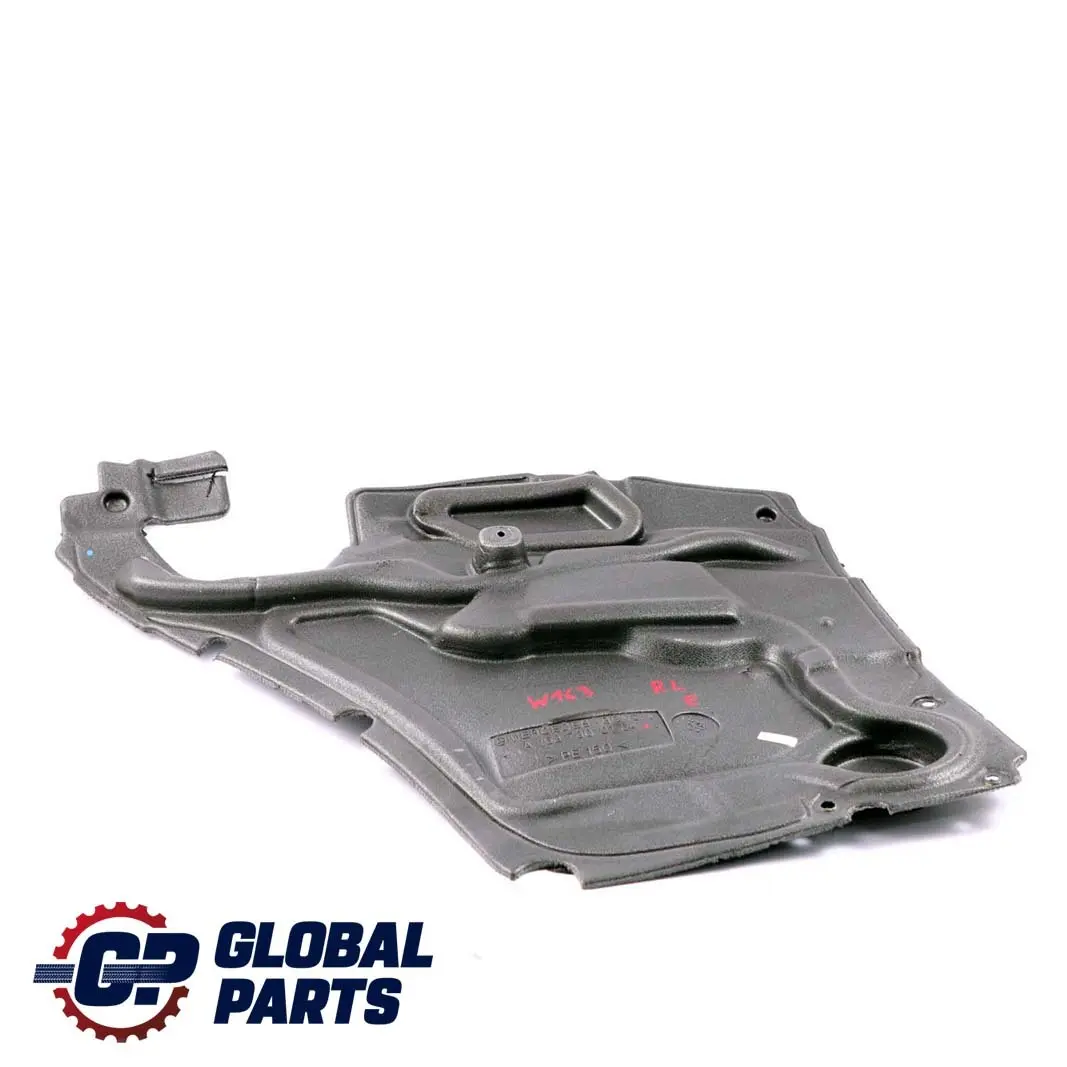 Mercedes M W163 Puerta Trasera Izquierda Aislante Deflector De Agua - SKU A1637300154 - Número de pieza A1637300154