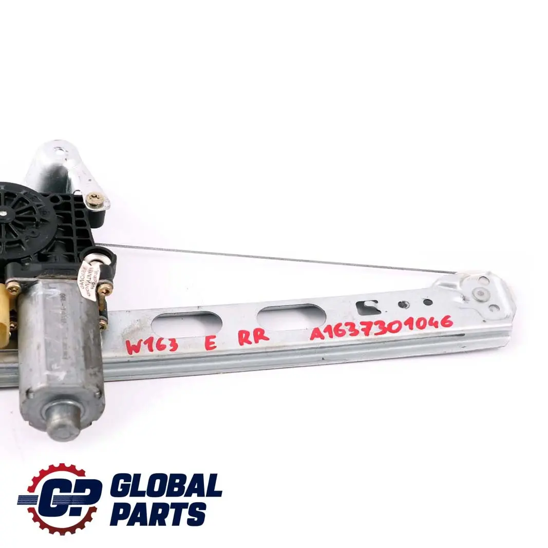 Regolatore alzacristalli porta posteriore destra per Mercedes W163 con numero di parte A1637301046 Mercedes W163 Regolatore alzacristalli porta posteriore destra - SKU A1637301046 - Numero di parte A1637301046