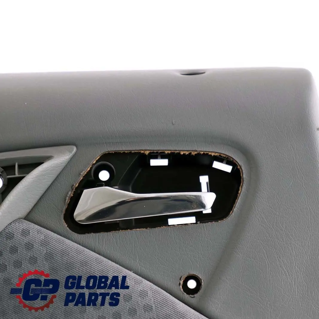 Mercedes-Benz M-Klasse ML W163 Türverkleidung Hinten Links Stoff Grau für mit Teilenummer A1637301570 Mercedes-Benz M-Klasse ML W163 Türverkleidung Hinten Links Stoff Grau - SKU A1637301570 - Teilenummer A1637301570