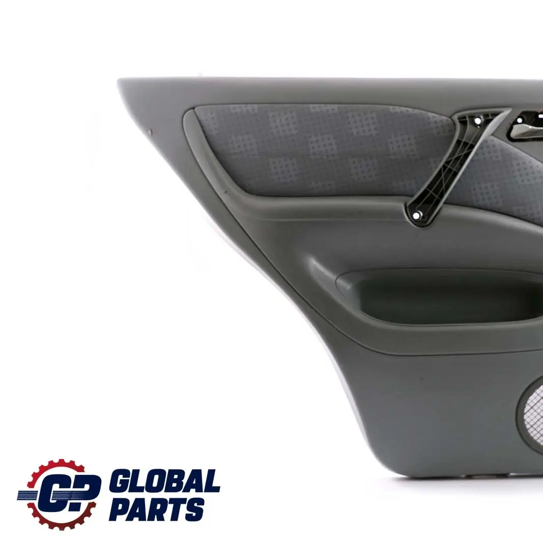 Mercedes-Benz M-Klasse ML W163 Türverkleidung Hinten Links Stoff Grau für mit Teilenummer A1637301570 Mercedes-Benz M-Klasse ML W163 Türverkleidung Hinten Links Stoff Grau - SKU A1637301570 - Teilenummer A1637301570