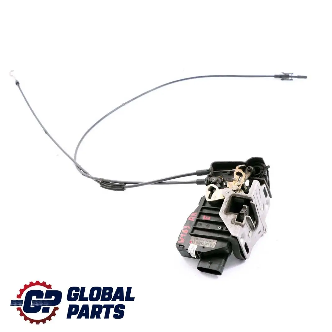Mécanisme Serrure Porte Arrière Droite pour Mercedes M-Class ML W163 à propos du numéro de pièce A1637302635 Mercedes M-Class ML W163 Mécanisme Serrure Porte Arrière Droite - SKU A1637302635 - Numéro de pièce A1637302635