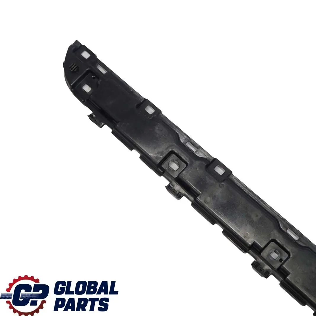 Nakładka listwa klapy bagażnika do MERCEDES ML W163 o numerze A1637400210 MERCEDES ML W163 Nakładka listwa klapy bagażnika - SKU A1637400210 - Numer Części A1637400210