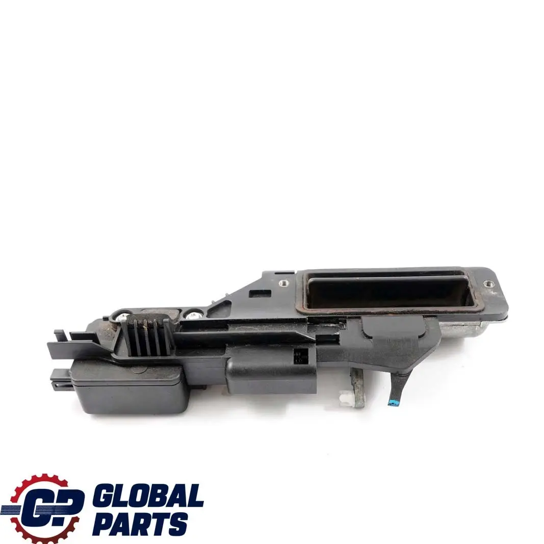 Mercedes-Benz Clase M ML W163 Tapa De La tapa del maletero para con número de pieza A1637400593 Mercedes-Benz Clase M ML W163 Tapa De La tapa del maletero - SKU A1637400593 - Número de pieza A1637400593