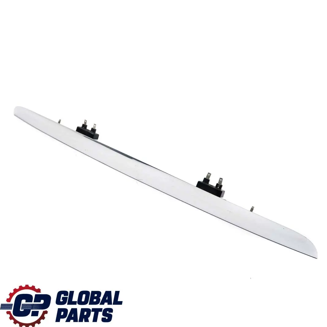 Mercedes-Benz M-Klasse ML W163 Griffleiste Lampe Heckklappe Verkleidung Chrom für mit Teilenummer A1637400893 Mercedes-Benz M-Klasse ML W163 Griffleiste Lampe Heckklappe Verkleidung Chrom - SKU A1637400893 - Teilenummer A1637400893