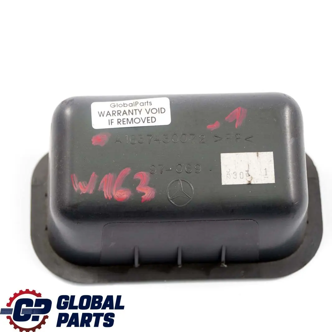 Maniglia porta portellone posteriore interno nero per Mercedes W163 con numero di parte A1637430072 Mercedes W163 Maniglia porta portellone posteriore interno nero - SKU A1637430072-1 - Numero di parte A1637430072