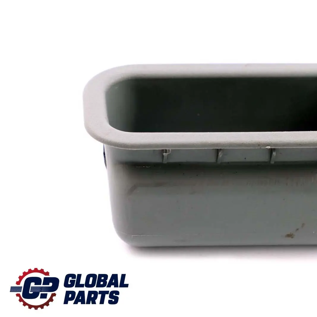 Mercedes-Benz Clase M ML W163 Tailgate Puerta Manija Interior Gris para con número de pieza A1637430072 Mercedes-Benz Clase M ML W163 Tailgate Puerta Manija Interior Gris - SKU A1637430072 - Número de pieza A1637430072