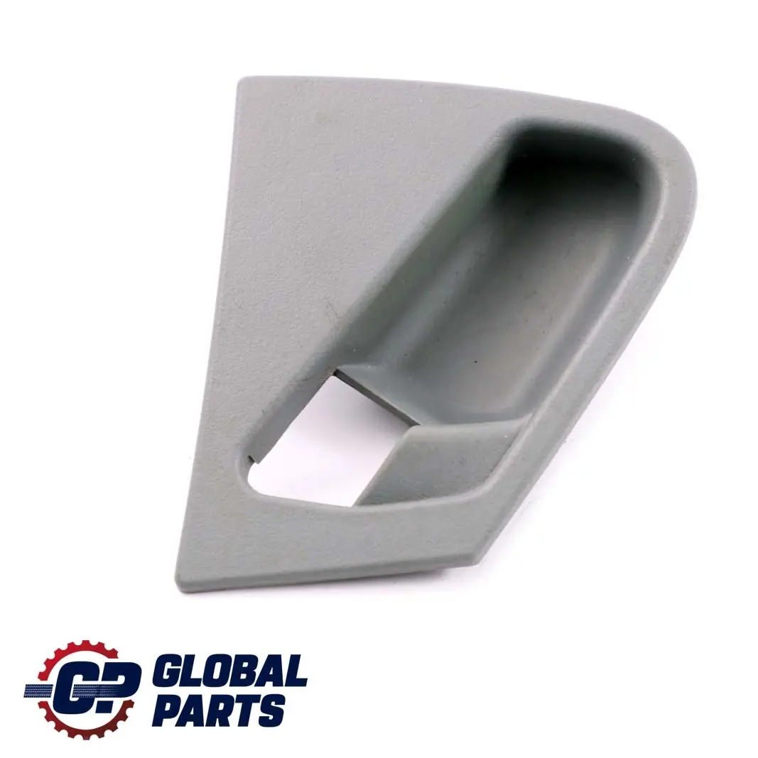 Osłona Klamki Drzwi Prawe do Mercedes ML W163 o numerze A1637660268 Mercedes ML W163 Osłona Klamki Drzwi Prawe - SKU A1637660268 - Numer Części A1637660268