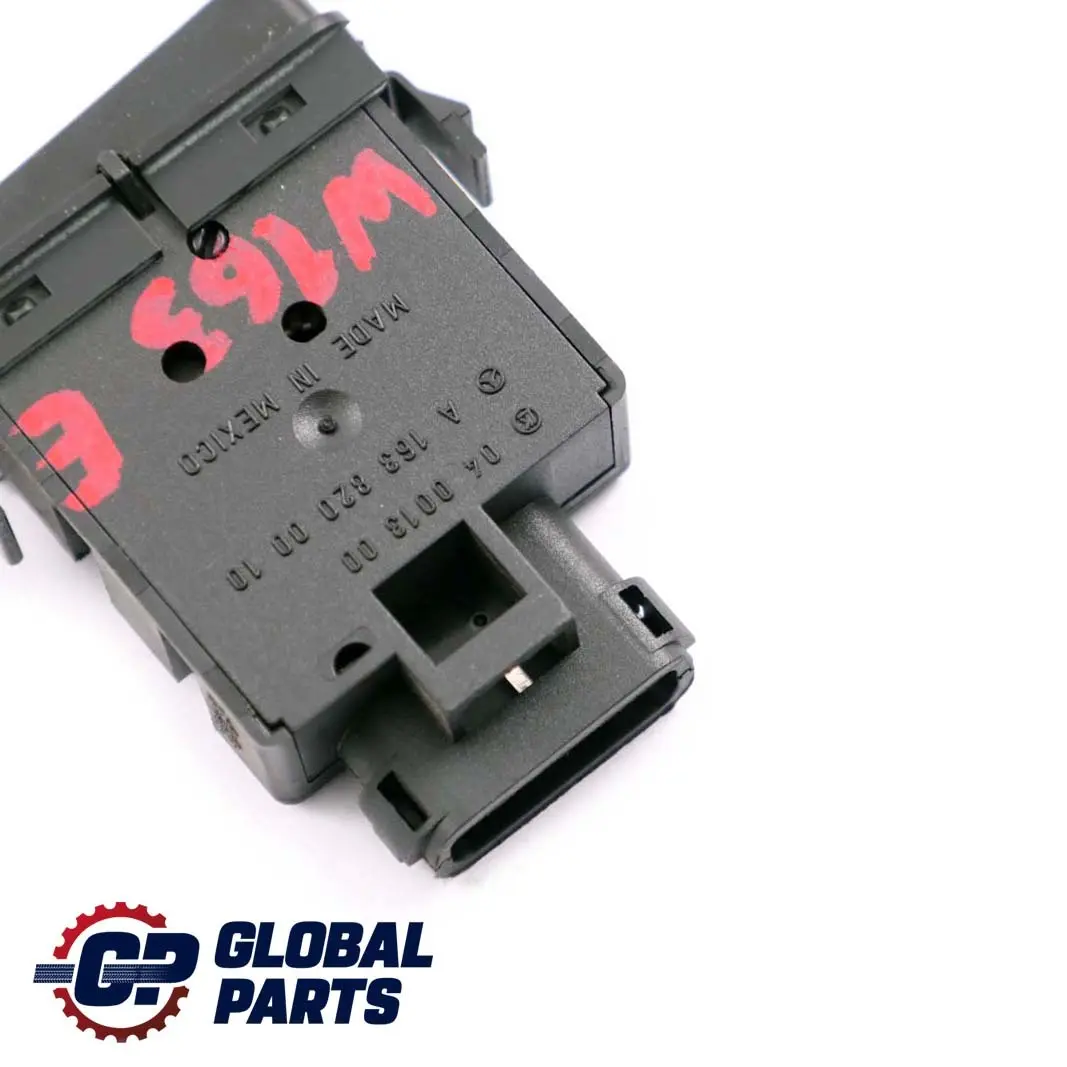 Interruptor control nivel ajuste altura faros delanteros para Mercedes M ML W163 con número de pieza A1638200010 Mercedes M ML W163 Interruptor control nivel ajuste altura faros delanteros - SKU A1638200010 - Número de pieza A1638200010