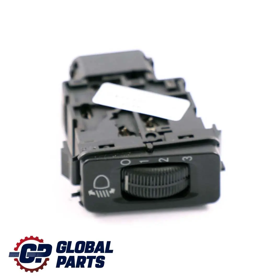 Interruptor control nivel ajuste altura faros delanteros para Mercedes M ML W163 con número de pieza A1638200010 Mercedes M ML W163 Interruptor control nivel ajuste altura faros delanteros - SKU A1638200010 - Número de pieza A1638200010