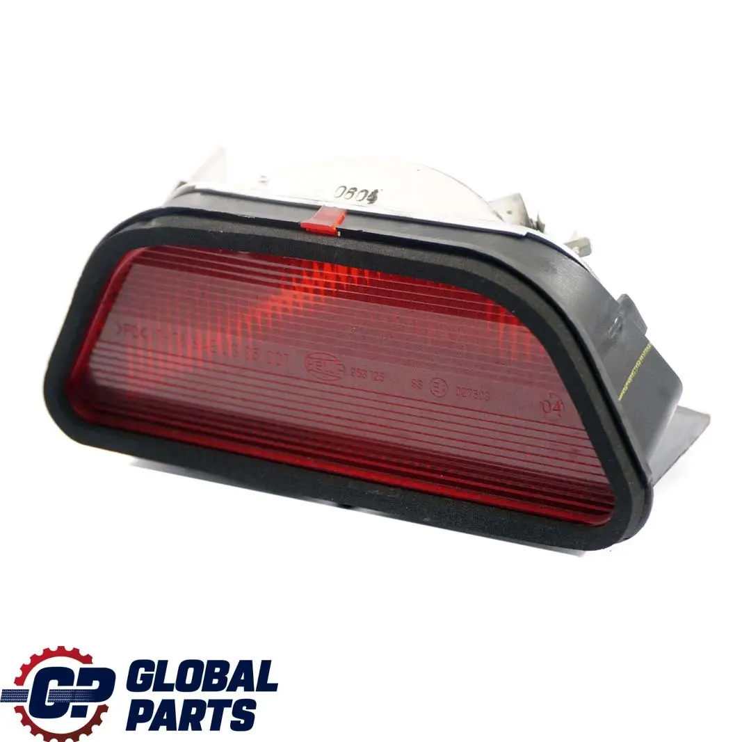 Luz De Freno Trasera Adicional para Mercedes W163 con número de pieza A1638200156 Mercedes W163 Luz De Freno Trasera Adicional - SKU A1638200156 - Número de pieza A1638200156
