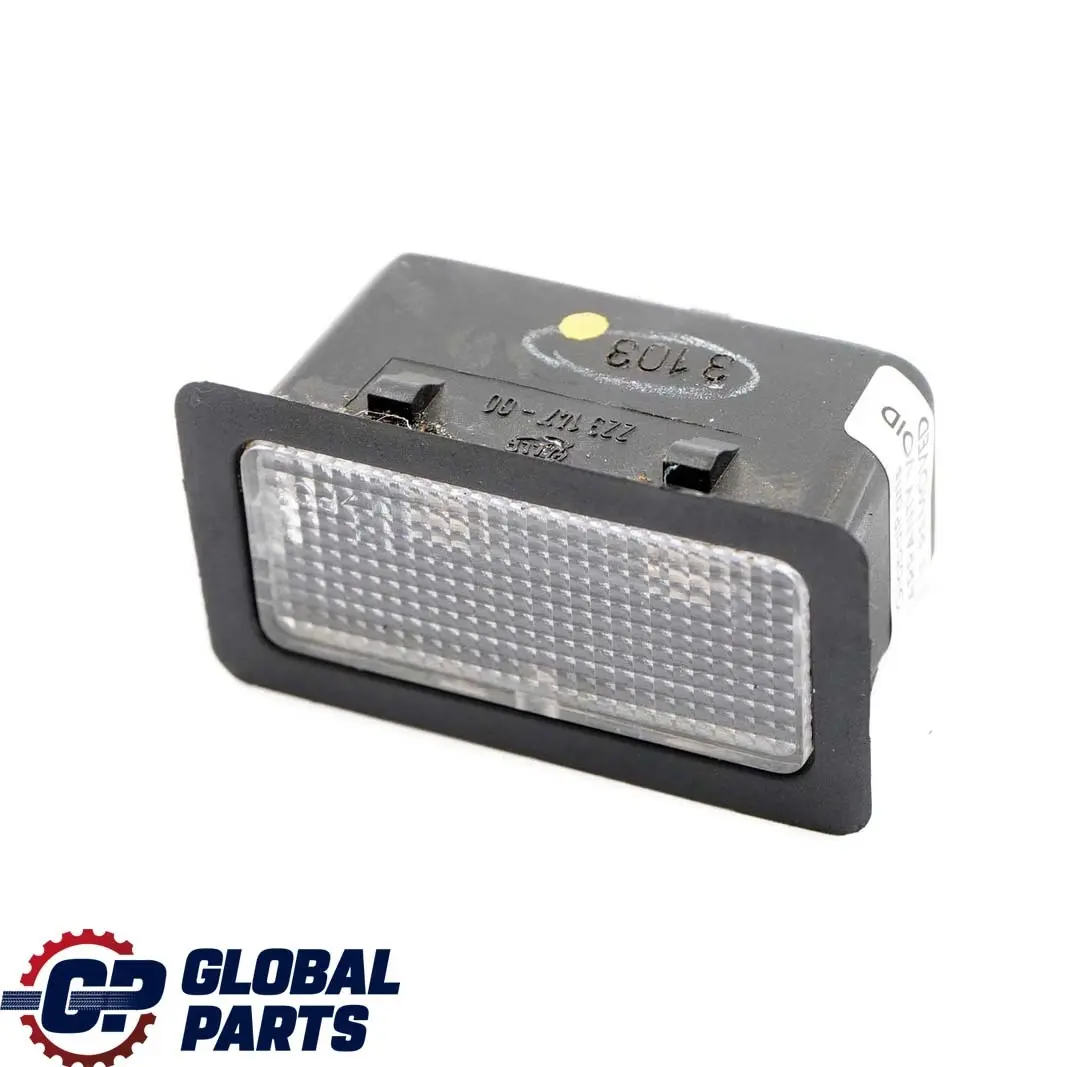 Pannello Porta Luce Interna per Mercedes ML W163 con numero di parte A1638202401 Mercedes ML W163 Pannello Porta Luce Interna - SKU A1638202401 - Numero di parte A1638202401