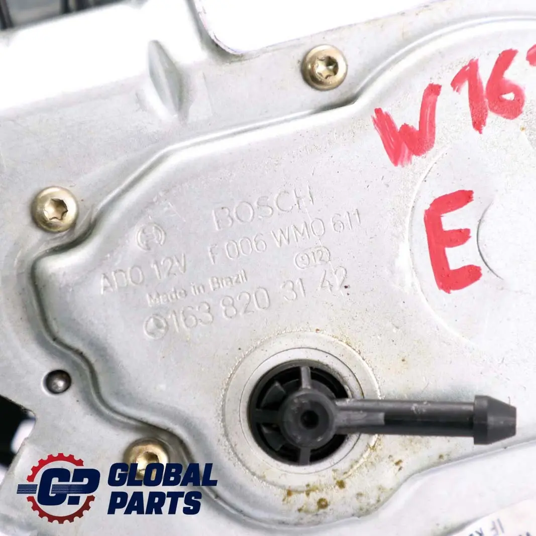 Pannello Posteriore Motore Tergicristallo Portellone per Mercedes W163 con numero di parte A1638203142 Mercedes W163 Pannello Posteriore Motore Tergicristallo Portellone - SKU A1638203142 - Numero di parte A1638203142