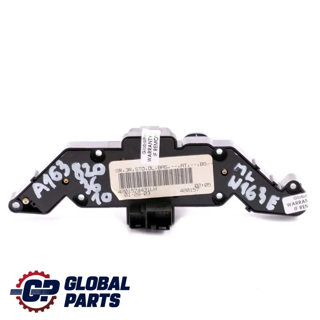 Mercedes-Benz Classe M ML W163 Luci Interne Interruttore per con numero di parte A1638203610 Mercedes-Benz Classe M ML W163 Luci Interne Interruttore - SKU A1638203610 - Numero di parte A1638203610