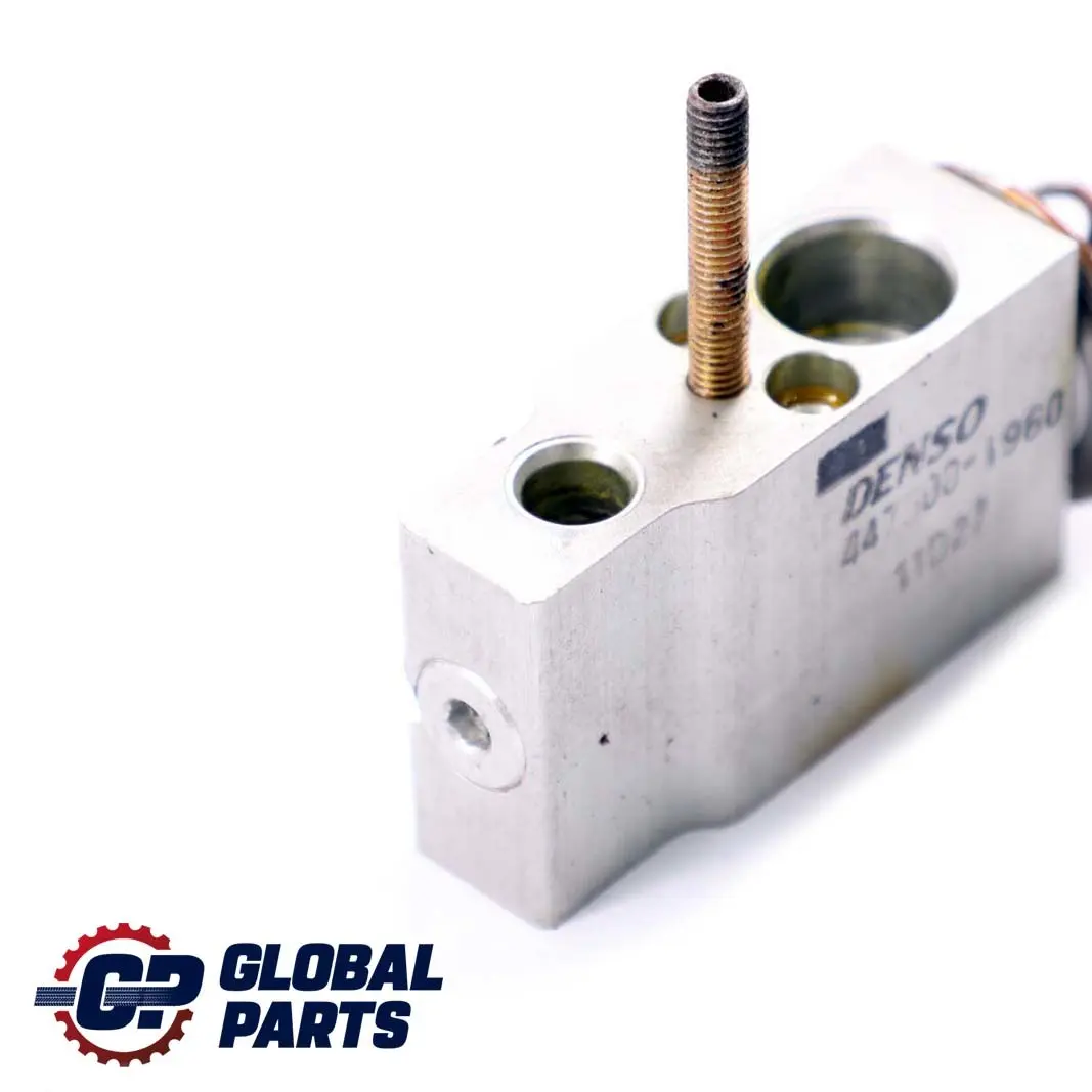 Valvula De expansion del aire acondicionado para Mercedes W163 con número de pieza A1638300084 Mercedes W163 Valvula De expansion del aire acondicionado - SKU A1638300084 - Número de pieza A1638300084