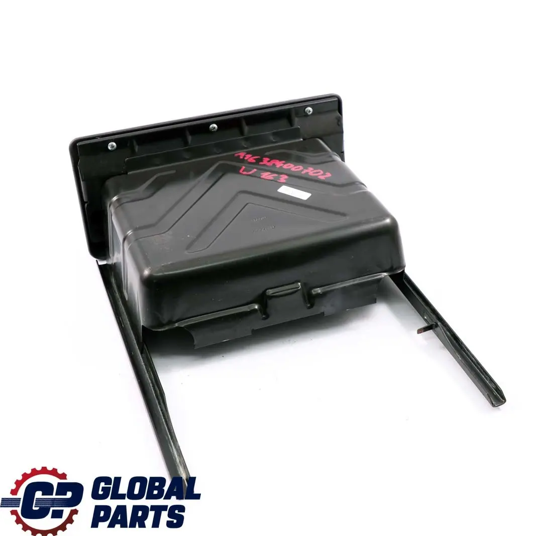 Mercedes-benz M ML W163 Siege Avant Wertfach etagere Noir pour à propos du numéro de pièce A1638400702 Mercedes-benz M ML W163 Siege Avant Wertfach etagere Noir - SKU A1638400702 - Numéro de pièce A1638400702