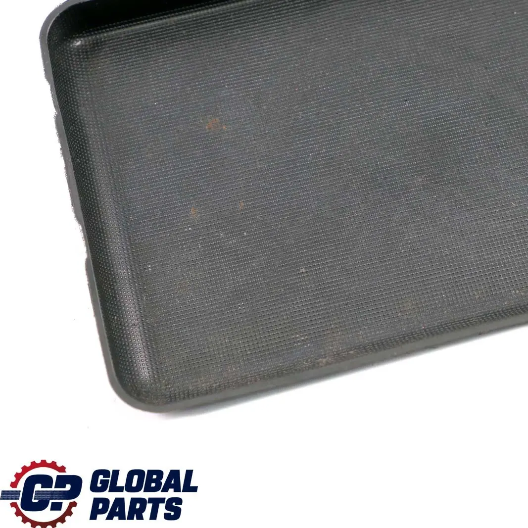 Mercedes-Benz M-Class ML W163 Bandeja compartimento asiento delantero para con número de pieza A1638462015 Mercedes-Benz M-Class ML W163 Bandeja compartimento asiento delantero - SKU A1638460215 - Número de pieza A1638462015