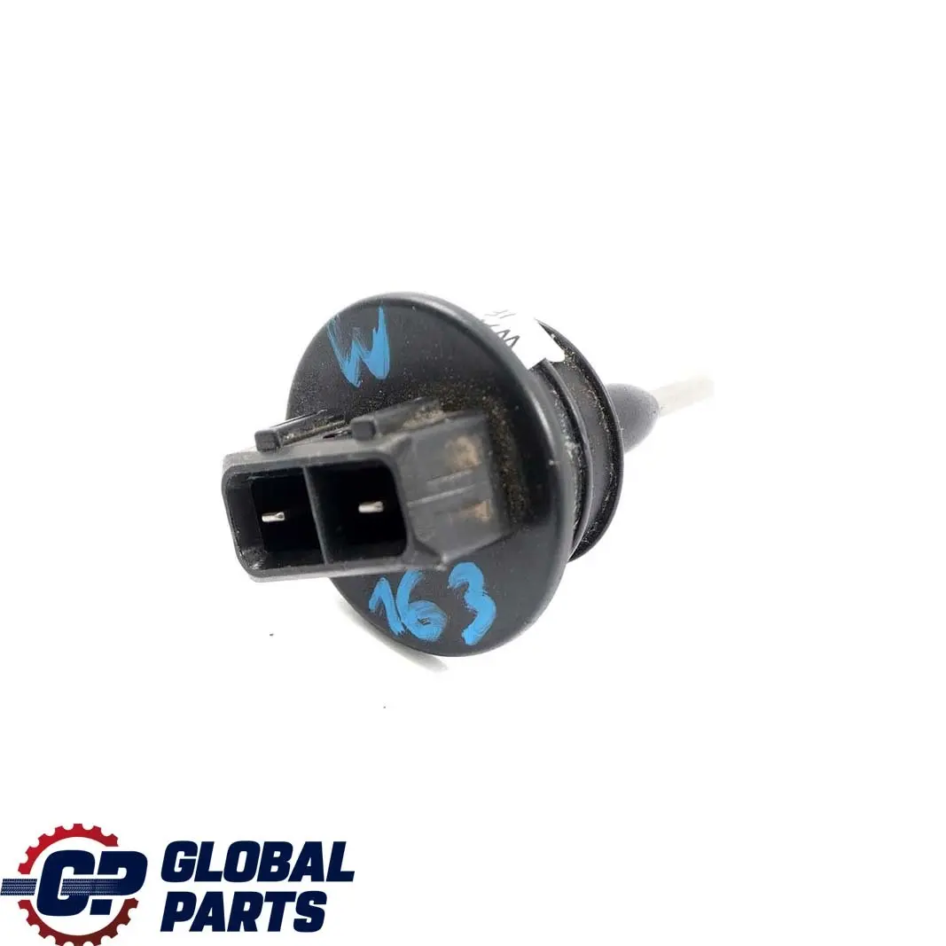 Czujnik płynu spryskiwaczy do MERCEDES ML W163 o numerze A1638600021 MERCEDES ML W163 Czujnik płynu spryskiwaczy - SKU A1638600021 - Numer Części A1638600021