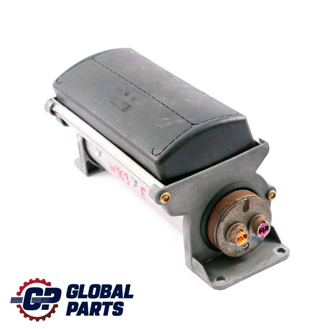 Mercedes W163 Module d'air tableau bord côté passager avant gauche - SKU A1638600705 - Numéro de pièce A1638600705
