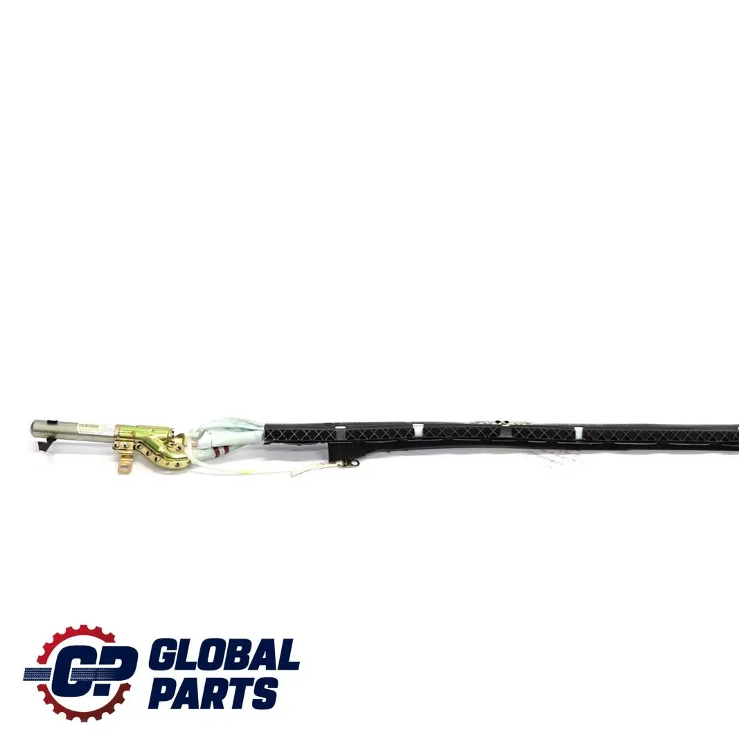 Rideau latéral gauche rabattable pour Mercedes W163 à propos du numéro de pièce A1638601105 Mercedes W163 Rideau latéral gauche rabattable - SKU A1638601105 - Numéro de pièce A1638601105