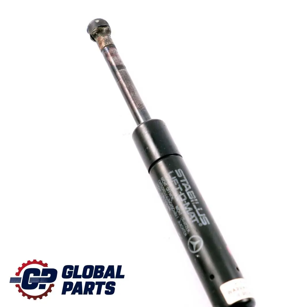ML-Class W163 Cofano motore anteriore Puntone gas sinistro per Mercedes con numero di parte A1638800029 Mercedes ML-Class W163 Cofano motore anteriore Puntone gas sinistro - SKU A1638800029 - Numero di parte A1638800029
