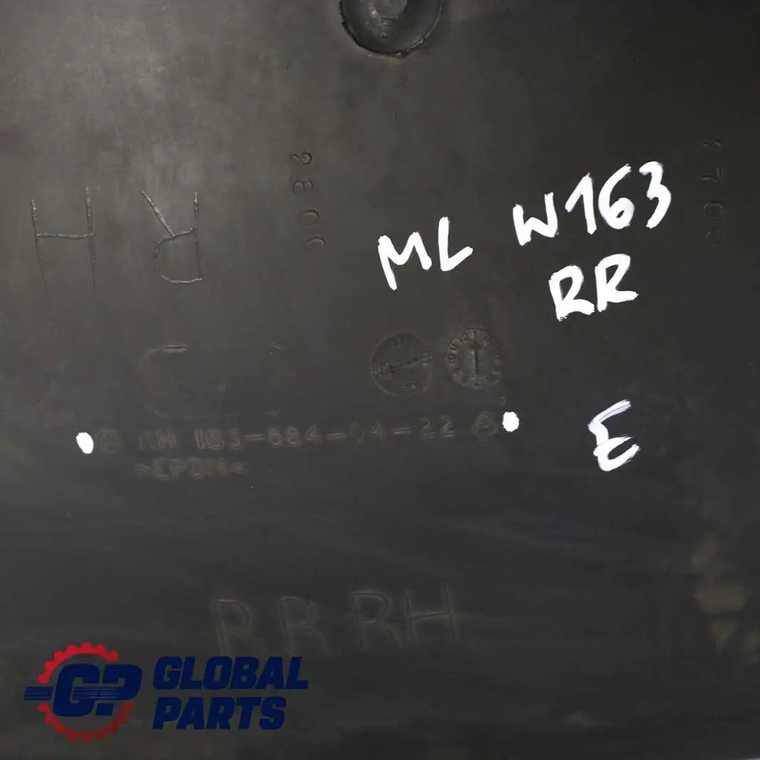 Mercedes-Benz Clase ML W163 Cubre Paso De Rueda Trasero Derecho para con número de pieza A1638840422 Mercedes-Benz Clase ML W163 Cubre Paso De Rueda Trasero Derecho - SKU A1638840422 - Número de pieza A1638840422