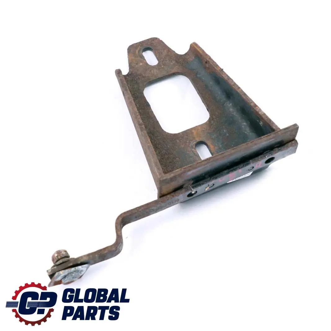  Mercedes-Benz Classe M ML W163 Attelage de Remorque Support Droite - SKU A1638900116 - Numéro de pièce A1638900116