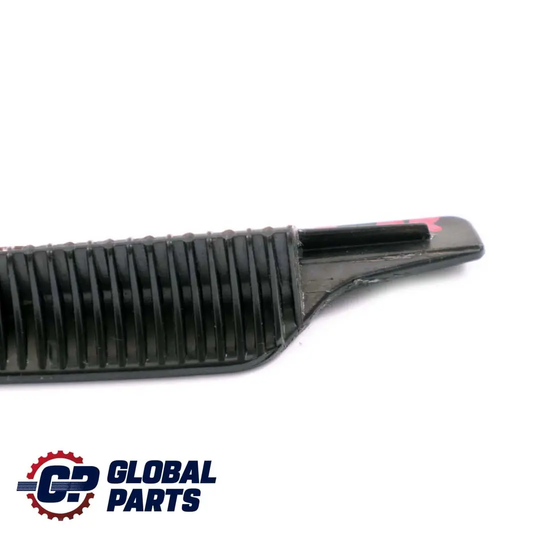 Maniglia Sedile Anteriore Regolabile In Altezza Destra per Mercedes W163 con numero di parte A1639190260 Mercedes W163 Maniglia Sedile Anteriore Regolabile In Altezza Destra - SKU A1639190260 - Numero di parte A1639190260